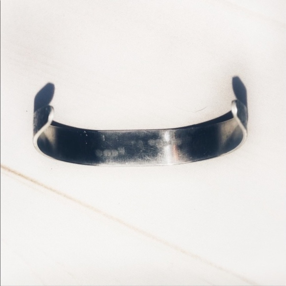 Handmade stamped “Wander Free” hypoallergenic adjustable cuff bracelet - Picture 5 of 7